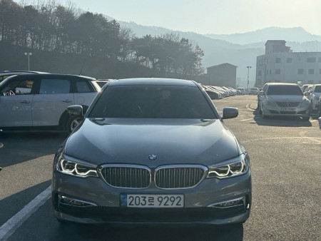 BMW5(G30) 520d 2.0 diesel Luxury Special