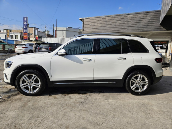MERCEDES BENZ X247 GLB200D 2022.4