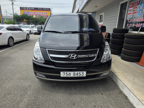 HYUNDAI STAREX  11-мест HVX VAGON