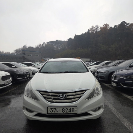 SONATA YF 2.0LPG PREMIUM